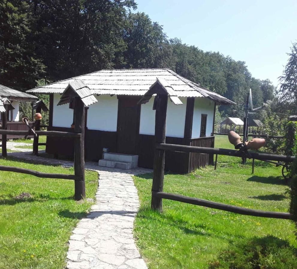 Отель Orlyne Gnizdo Черновцы