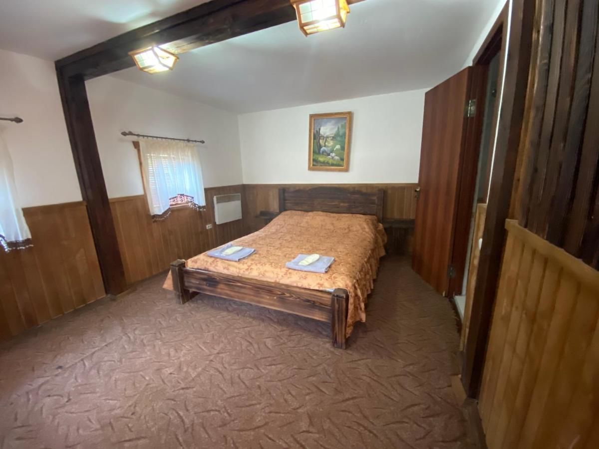 Отель Orlyne Gnizdo Черновцы