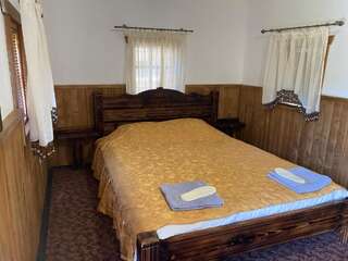 Отель Orlyne Gnizdo Черновцы Бюджетный двухместный номер с 1 кроватью-3